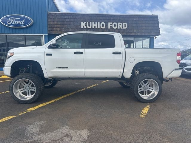 2017 Toyota Tundra — side profile view